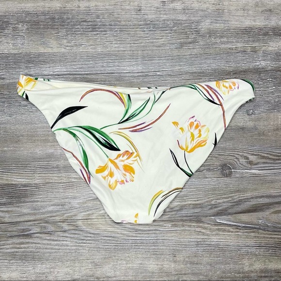 O’Neill Women's Claris Floral Medium Coverage Classic Bikini Swim Bottoms sz XS - Picture 4 of 5